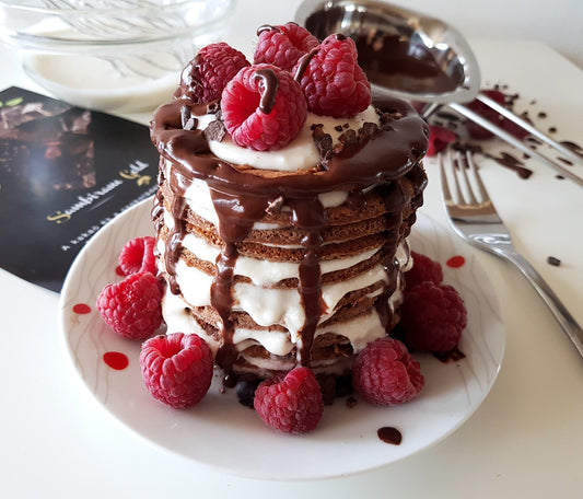Csokoládés amerikai palacsinta torony (Vegán)