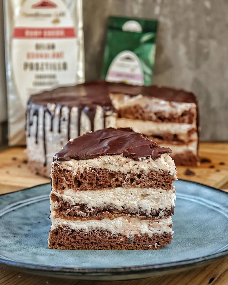 Ellenállhatatlan ruby krémes csoki torta - @p.s.gabi – SAMBIRANO GOLD ...