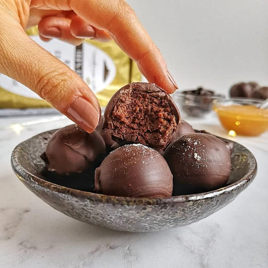 Nyers vegán Sacher golyó - @elli_reisz